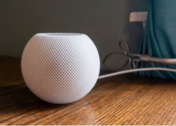 　　Mini aktualizacja HomePod pozwala stać się domyślnym głośnikiem Apple TV