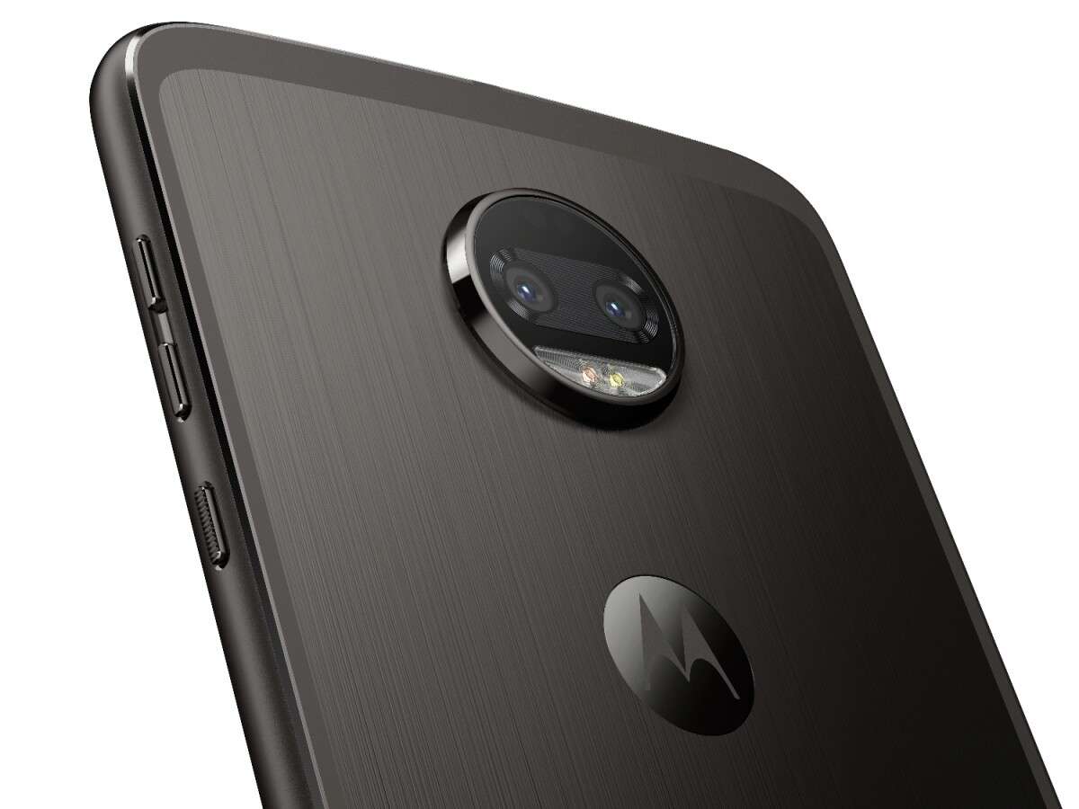 Moto Z2 Force: Motorola rozpoczyna wdrażanie Androida 8 Oreo